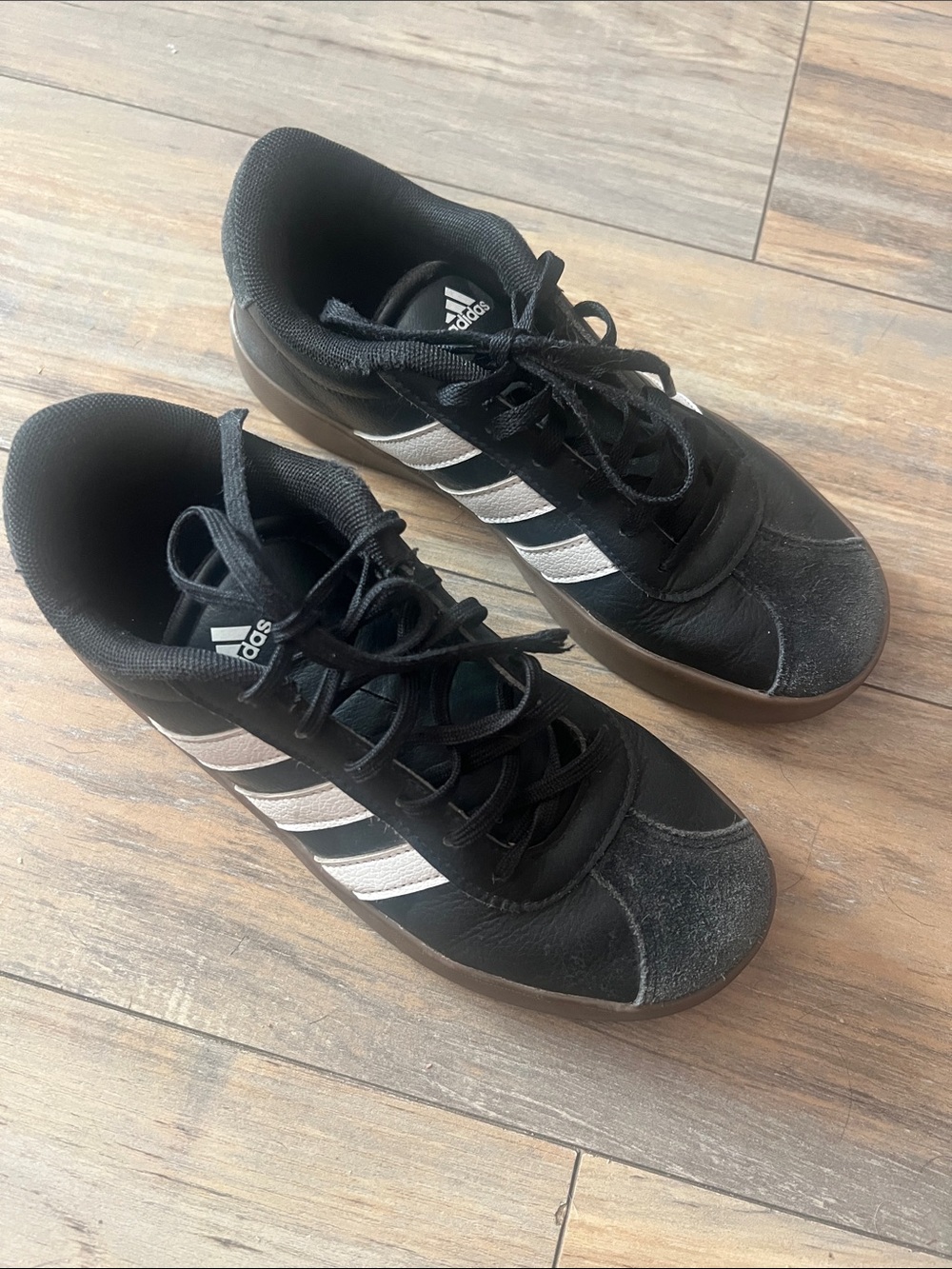 adidas Kids sneakers size 3.5